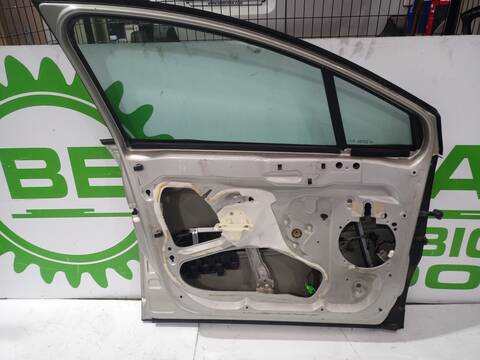 Foto 2ª: Puerta Delantera Izquierda Citroen C4 1.6 16V HDI BERLINA 90CV 66KW [9HXDV6ATED4] (2005)