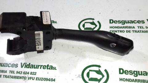 Mando Multifuncion Audi Allroad 2.5 TDI 132KW) 180CV