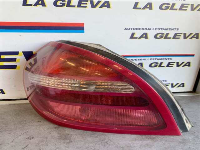 Piloto Trasero Izquierdo Nissan Almera 1.8 16 V