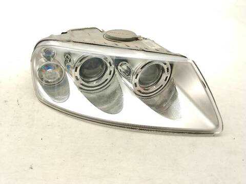Faro Derecho Volkswagen Touareg 2.5 R5 TDI