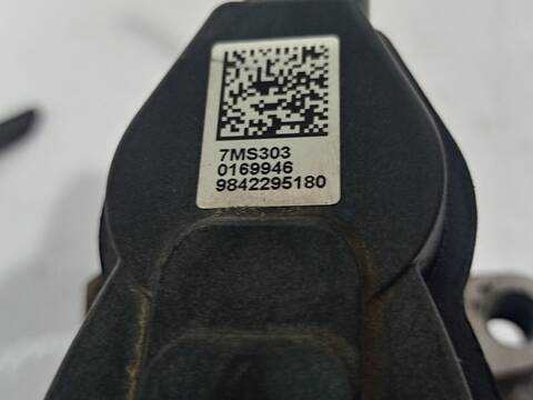 Foto 3ª: Pedal Embrague Jeep Avenger ALTITUDE (2023)