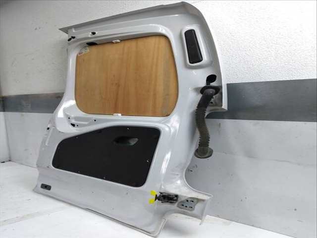 Puerta Trasera Izquierda Opel Combo 102 CV 75KW
