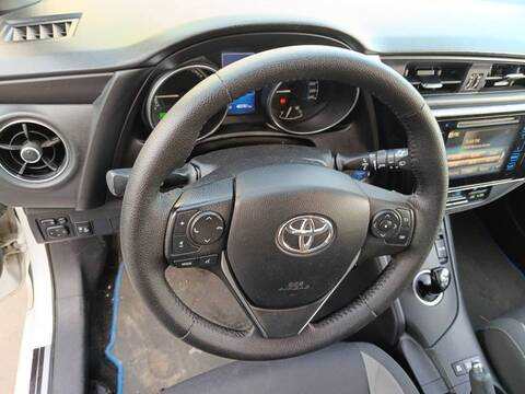 Volante Toyota Auris 2ZR