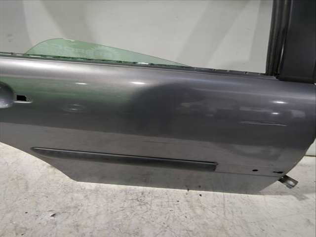 Foto 2ª: Puerta Trasera Derecha Citroen C3 1.4 I 73CV 54KW [KFV (TU3A),KFV (TU3JP)] (2004)