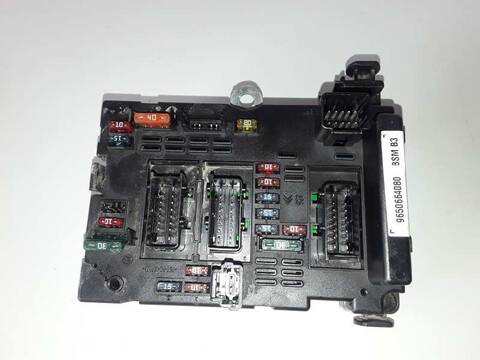 Caja Reles Fusibles Peugeot 406 SRDT 2.0 HDI 109CV