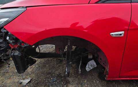 Aleta Delantera Izquierda Opel Astra B10XFL BERLINA