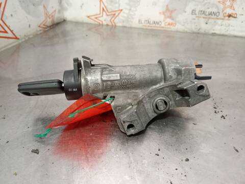 Foto 4ª: Antirrobo Audi A4 1.8 BERLINA 125CV 92KW [AVV] (2000)