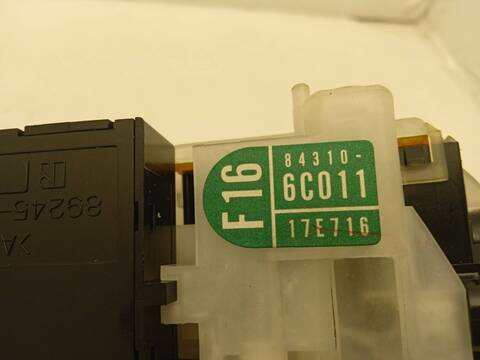 Foto 2ª: Mando Luces Lexus GX 4.7 D GX470) (2006)