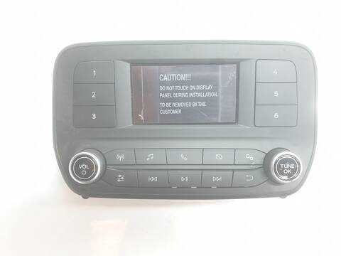 Foto 1ª: Pantalla Multifuncion Ford Transit 350 L2 HD) CABINA SIMPLE TREND