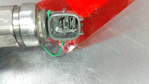 Foto 4ª: Inyectores Nissan Almera ACENTA PLUS 136CV 100KW [YD22DDTI] (2004)