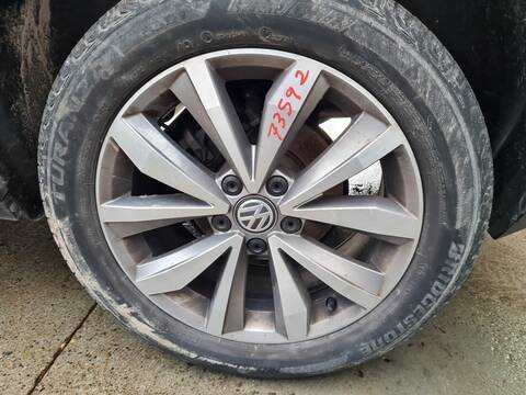 LLanta Chapa Volkswagen T-Roc ADVANCE 5P