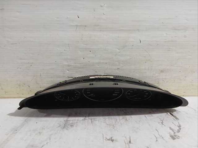 Foto 3ª: Cuadro de Instrumentos Mercedes Clase CLK 240 G C209) 209.361 [M 112.912] (2002)