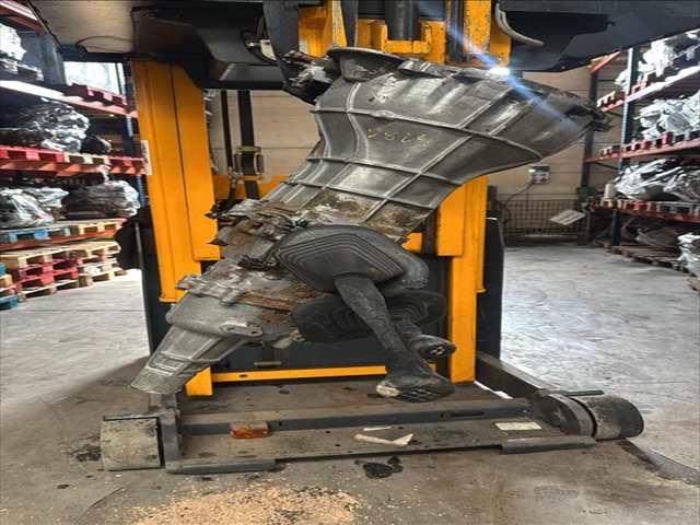 Foto 3ª: Caja Cambios Isuzu Trooper 2.8 DIESEL [TURBODIESEL] (1988)