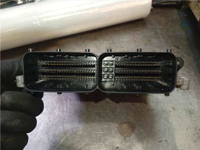Foto 3ª: Centralita Motor ECU Land Rover Discovery 2.0 HSE LUXURY TD4 [2.0 LTR. - 132 KW TD4 CAT]