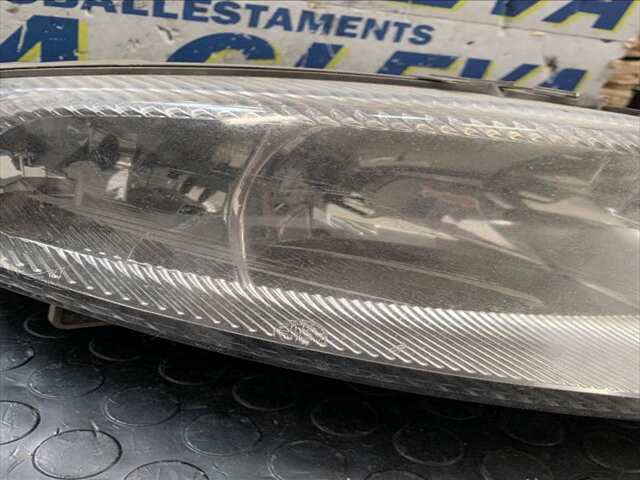 Foto 2ª: Faro Derecho Alfa Romeo 147 1.9 JTD (2004)