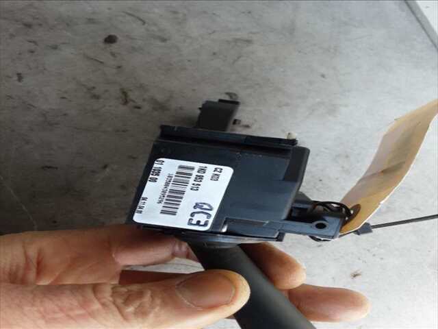 Foto 2ª: Mando Multifuncion Volkswagen Golf 1.9 TDI 0CV [BKC] (2005)