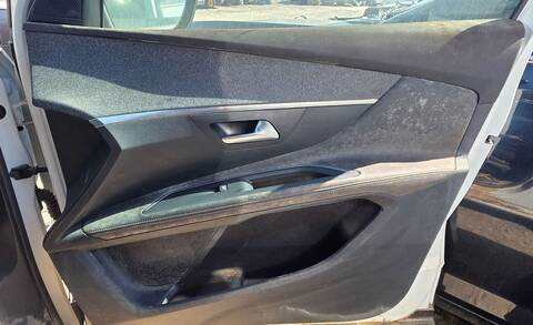 Tapizados Cartoneras Peugeot 5008 GT LINE 131CV 96KW