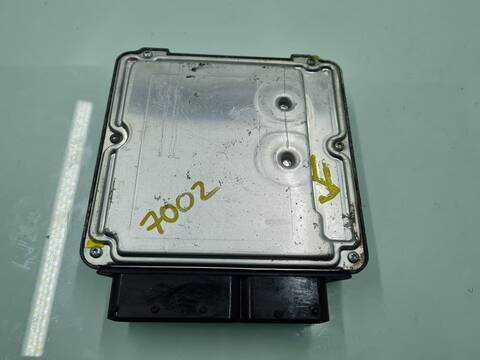 Foto 3ª: Centralita Motor ECU Volkswagen Multivan D T5 BUS ATLANTIS [AXD] (2024)