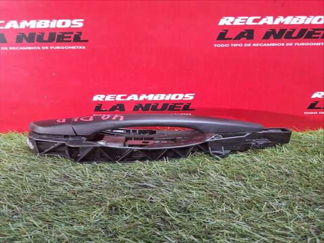 Foto 4ª: Maneta Exterior Delantera Derecha Opel Combo 1.5 D 102CV 75KW FURGONETA [YH01] (2022)