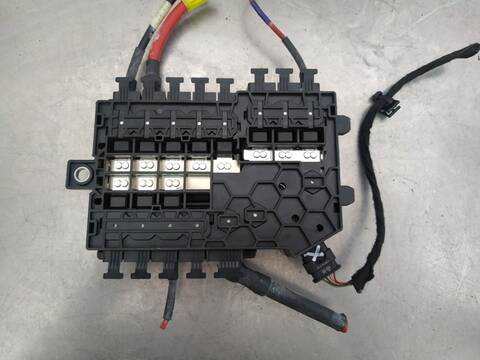 Foto 4ª: Caja Reles Fusibles Mercedes Clase C 160 C 220 T CDI BLUETEC 205.204) 170CV 125KW FAMILIAR [651921] (2014)