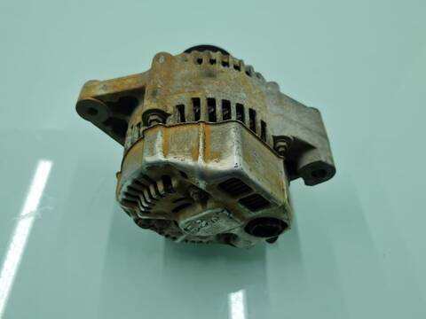 Foto 4ª: Alternador Toyota Land Cruiser D4-D VX 5-PTAS.) 163CV 120KW [1KDFTV] (2001)