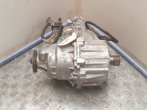 Foto 2ª: Caja Transfer Ssangyong Rodius 4WD POWER 178CV 131KW [672960] (2016)