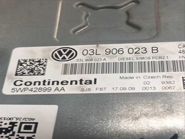 Foto 2ª: Centralita Motor ECU Volkswagen Golf 1.6 TDI 90CV (2008)