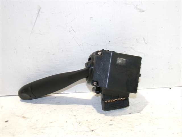 Foto 2ª: Mando Multifuncion Hyundai i10 1.2 G 2011-2013 [G4LA] (2011)