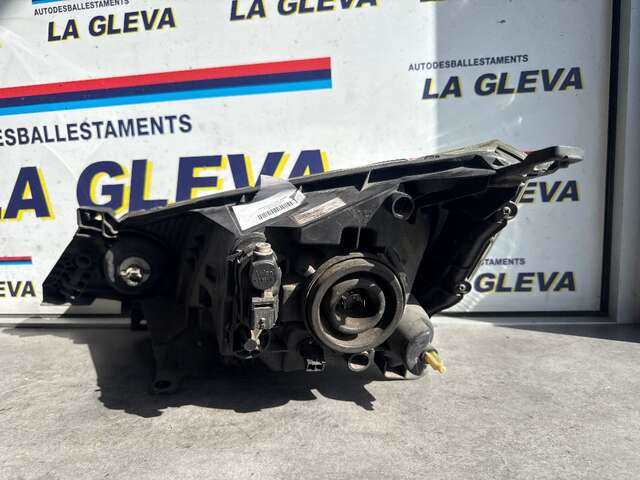 Foto 2ª: Faro Derecho Nissan NV200 1.5 DCI 110CV [K9K636] (2012)
