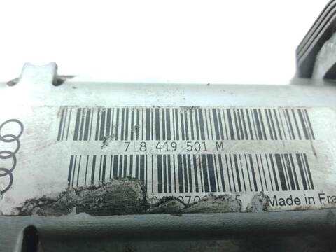 Foto 3ª: Amortiguador Delantero Derecho Mercedes Clase A 140 A 200 CDI - D 176.008) [OM 651.930] (2012)