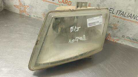 Foto 2ª: Faro Izquierdo Mercedes Vito 110 D EURO 2 638.174) 98CV 72KW [601970] (1996)