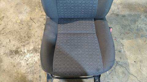 Foto 4ª: Asiento Delantero Derecho Ford Transit VERSION INDEFINIDA