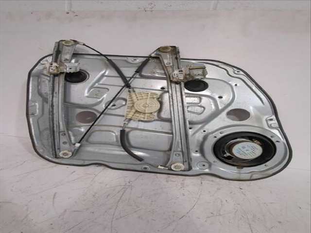 Foto 3ª: Elevalunas Eléctrico Delantero Derecho Kia Carens 2.0 CRDI 140 140CV [D4EA] (2006)