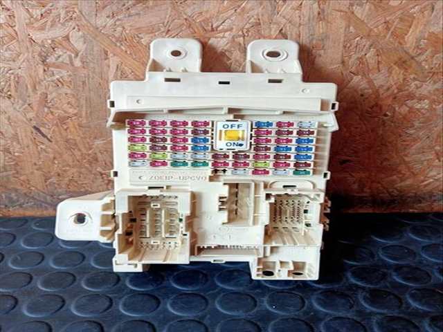 Caja Reles Fusibles Kia Niro BUSINESS