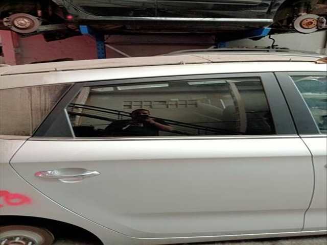 Puerta Trasera Derecha Kia Carens DRIVE 1 CRDI CAT 116CV