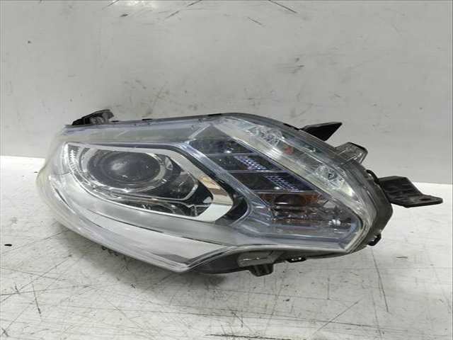 Foto 3ª: Faro Derecho Fiat Fullback 181 CV 133KW [4N15] (2016)