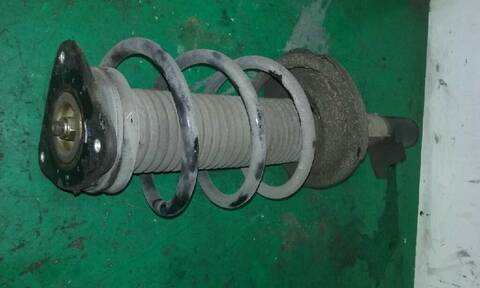 Foto 2ª: Amortiguador Delantero Izquierdo Ford C Max 1.6 TDCI CAT 109CV 80KW FOCUS CAP) [G8DA] (2004)