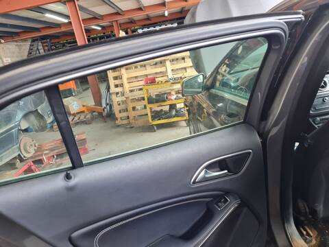 Foto 1ª: Elevalunas Manual Trasero Izquierdo Mercedes Clase G 230 GLA 200 CDI 156.908) 136CV 100KW [651930] (2015)