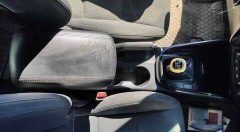 Consola Central Kia Carens BUSINESS 116CV 85KW