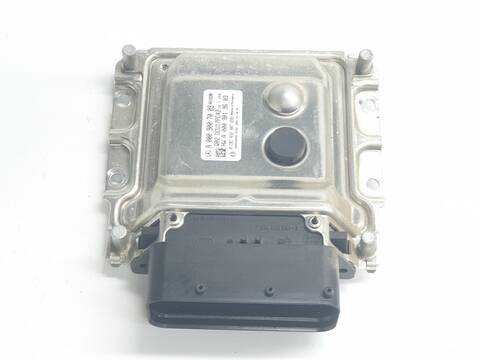 Foto 1ª: Centralita Motor ECU Mercedes Clase E 180 V 200-220 CDI 250 CDI-BT 447.813)