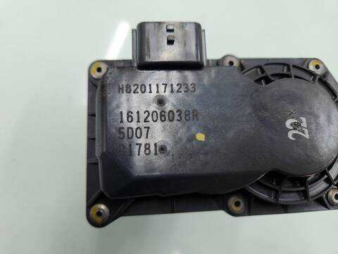 Foto 4ª: Caja Mariposa Renault Clio ZEN 89CV 66KW [H4B400] (2015)