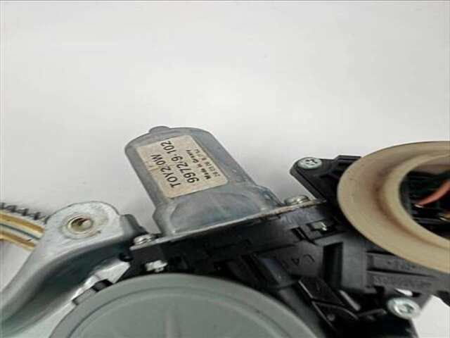 Foto 3ª: Elevalunas Eléctrico Delantero Izquierdo Toyota Corolla 2.2 D-4D SPORT [2.2 LTR. - 130 KW D-CAT] [2AD-FHV]