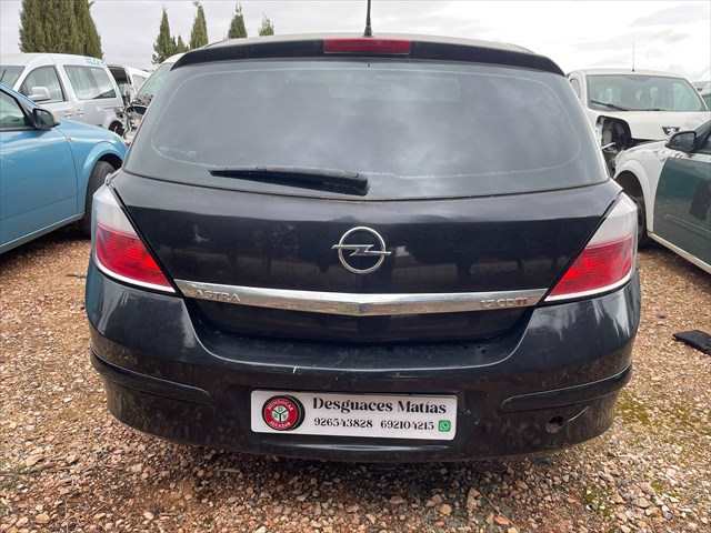 Foto 3ª: Portón Opel Astra 1.7 CDTI 100cv [Z17DTH] (2006)