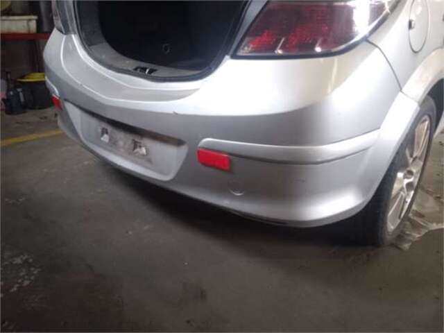 Paragolpes Trasero Opel Astra 1.7 CDTI