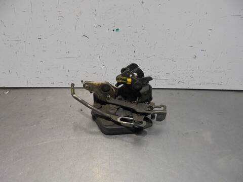 Cerradura Puerta Trasera Derecha Hyundai Accent GL 5P 86CV 63KW