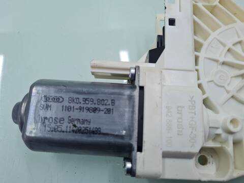 Foto 2ª: Elevalunas Eléctrico Delantero Izquierdo Audi A6 3.0 TDI QUATTRO 245CV 180KW [CDU] (2011)