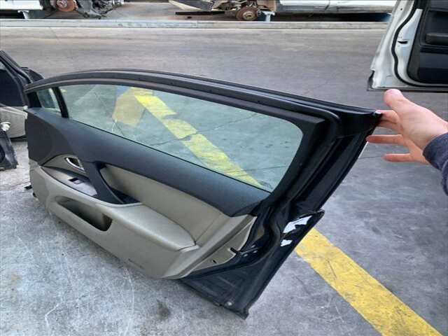 Foto 2ª: Puerta Delantera Derecha Toyota Avensis 2.2 D4D 150CV [2AD-FTV] (2010)