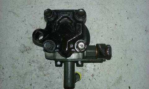 Foto 2ª: Bomba de Direccion Hyundai Accent 1.3 CAT 86CV 63KW [G4EA] (2003)