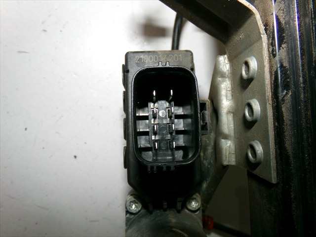 Foto 3ª: Elevalunas Eléctrico Delantero Derecho Ford Mondeo 2.0 TDCI 2000-2007 [HJBB] (2005)