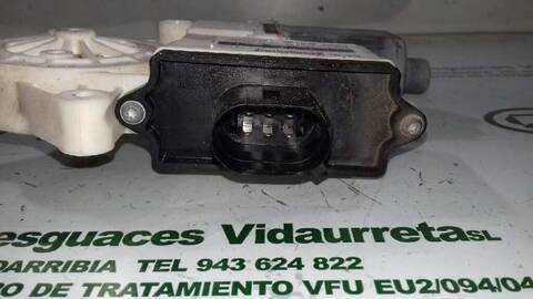 Foto 3ª: Elevalunas Eléctrico Delantero Izquierdo Bmw X3 2.0 16V DIESEL CAT 150CV 110KW [M47N204D4] (2005)